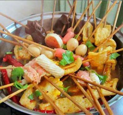【成都小吃培训哪家好】麻辣烫、串串锅、麻辣串，自己制作，好吃又健康！