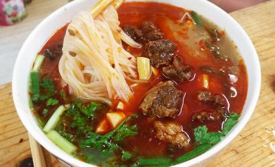 火锅米线技术培训哪里好？麻辣鲜香地道重庆味