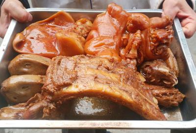 成都卤菜技术培训中心哪里好？培训市场选料技巧