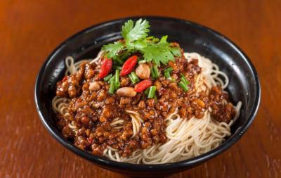 杂酱面培训哪个好？从配料到烹饪