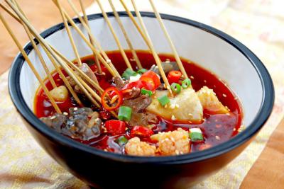 冷锅串串培训哪家强？辣椒油的制备步骤