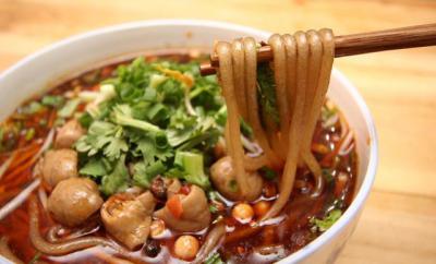 成都餐饮培训机构，白家肥肠粉技术培训哪里好？