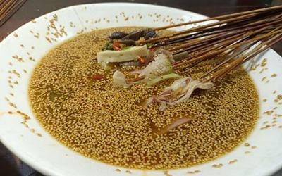 想学正宗钵钵鸡技术哪里味道好？