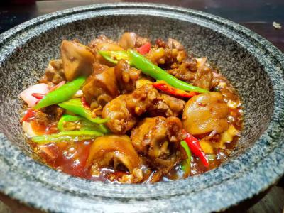 成都干锅鸭掌技术培训哪家好？