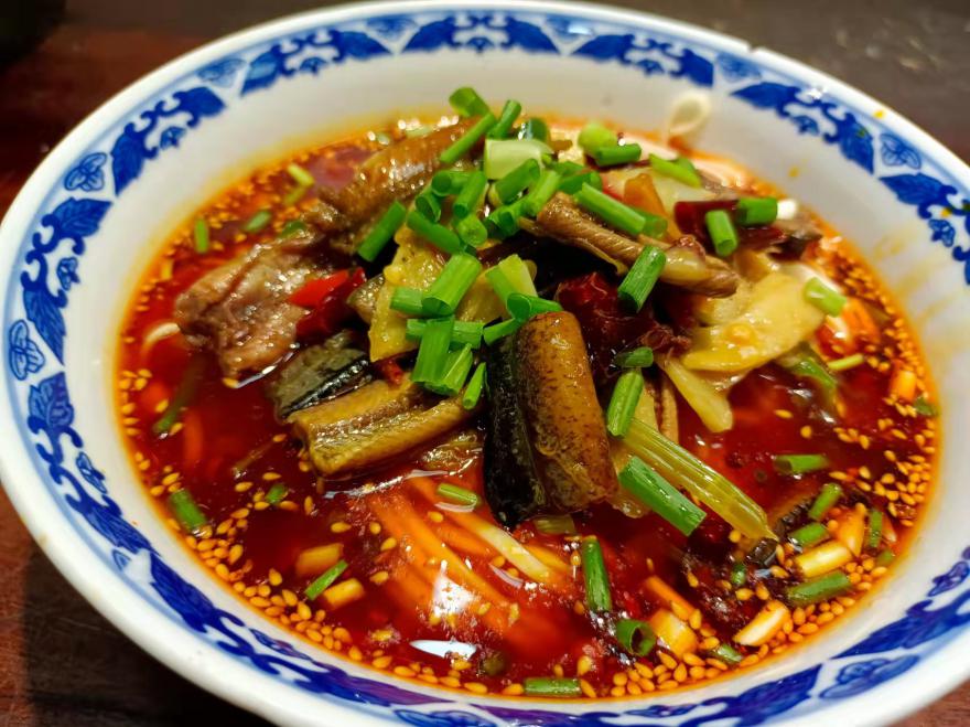 培训美食小吃学校有哪些？成都美食小吃培训学校班