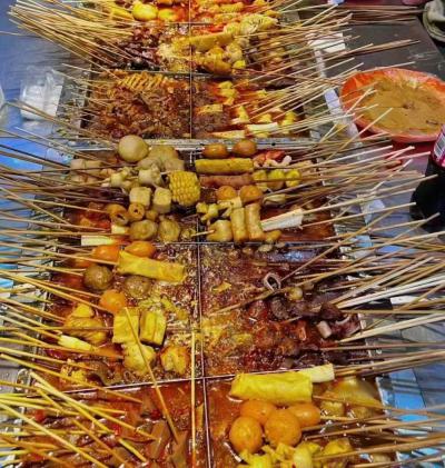 成都冷锅串串培训班哪家好点？成都串串香培训多少钱？