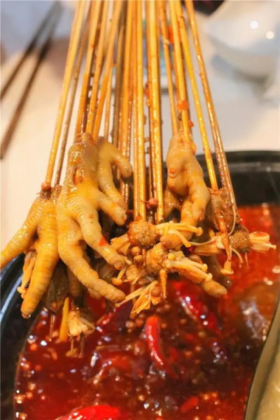 成都冷锅串串香的做法及配方？成都冷串串香培训
