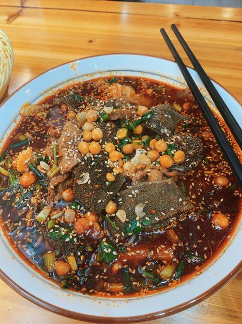 正宗冒菜培训学校_哪里培训特色冒菜_特色油炸冒菜培训