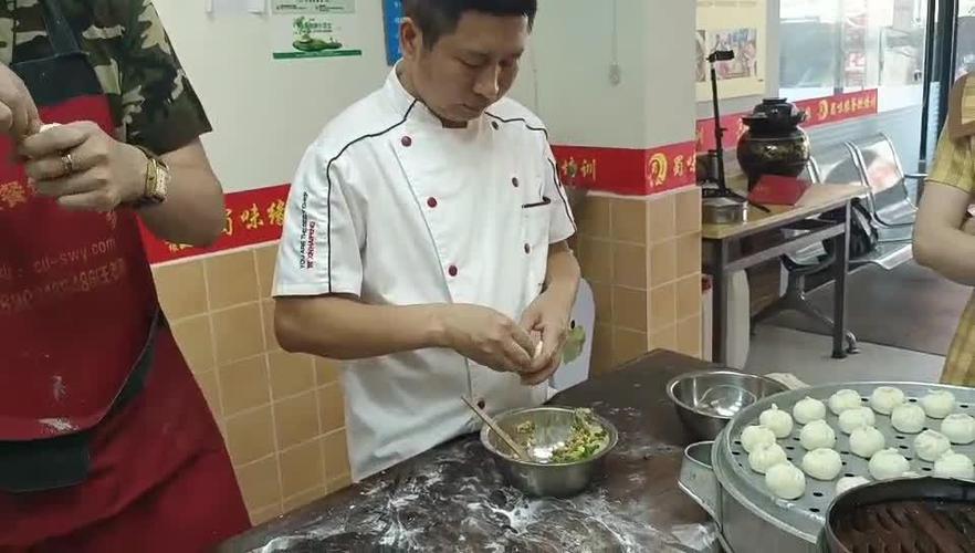 成都包子技术培训哪家强？飘缘早餐技术培训学员口碑与课程解析