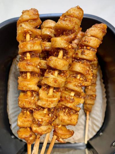 烤面筋技术培训去哪可以学？飘味缘培训学校，助您开启财富小吃门！